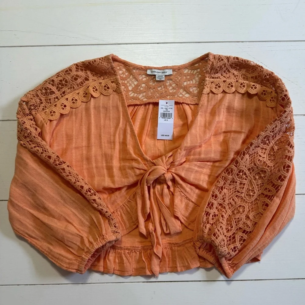 American Eagle Crop Top